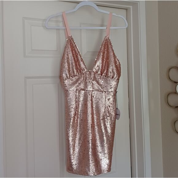 About Us x Revolve Bethany Sequin Mini Dress Rose Gold S NWT - Picture 4 of 14